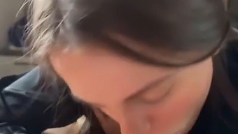 Bezplatné Sex Video: Saj Mi Penis A Zbav Sa Svojej Závislosti Na Tik Tocku
