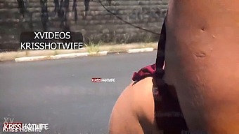 Kriss Hotwife Noel Stript In Het Verkeer In Salvador - Kersteditie