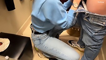 Feralberryy, Người Đam Mê Thể Dục, Được Creampie Thật Trong Phòng Thay Đồ